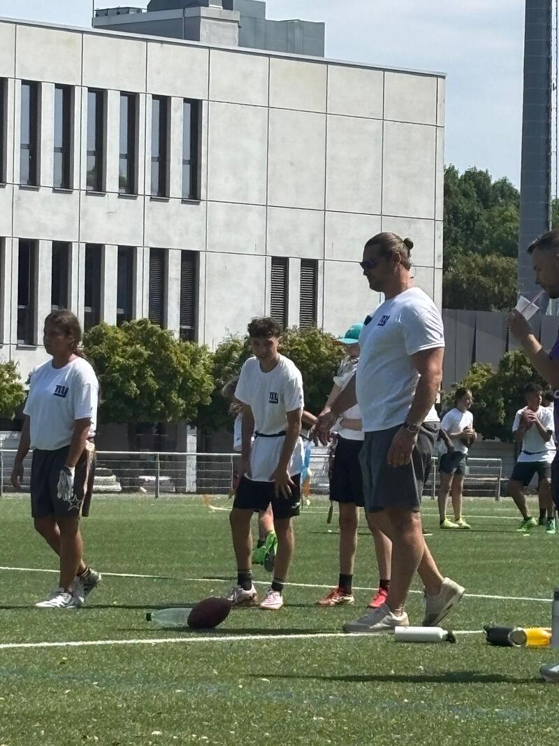 Panthers beim New York Giants x Galaxy Junior Flag Camp